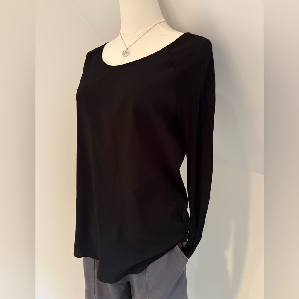 French Connection NWT Polly Plains LS top
